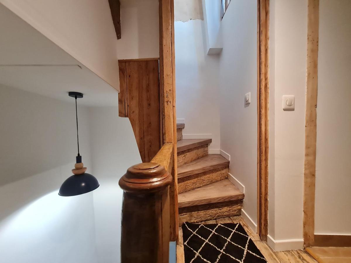 Triplex Avec Vue Sur Place Du Centre Historique. Foix Eksteriør billede